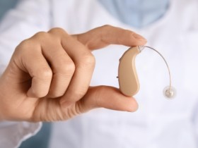 Selecting the Right Hearing Aid: A Comprehensive Guide
